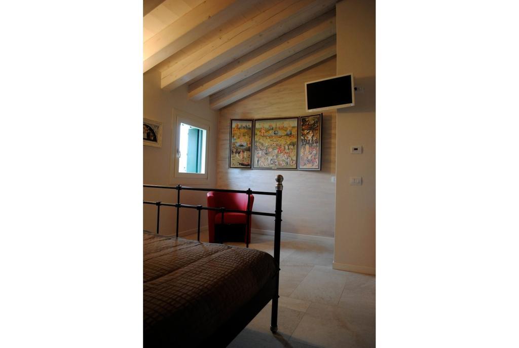 Bed And Breakfast Castello Виллафранка-ди-Верона Номер фото